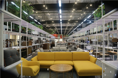 藝展島家居盛大開業(yè)，打造一站式共享服務(wù)平臺(tái)引領(lǐng)家居市場(chǎng)新潮流